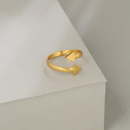 Arrow Ring